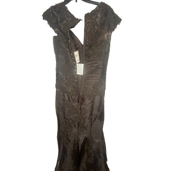 FOREVER YOURS INTERNATIONAL WOMEN'S CHOCOLATE BROWN BEADED EVENING GOWN SZ 8 - Picture 4 of 8